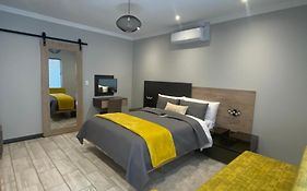 Hephaestus Guesthouse